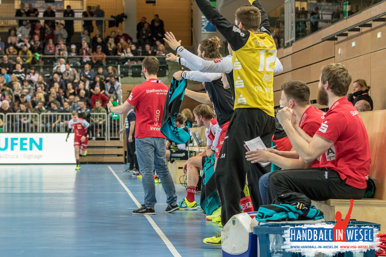 HC Rhein Vikings - TuSEM Essen 32:29 (17:14) / 2.Liga / DKB Hand